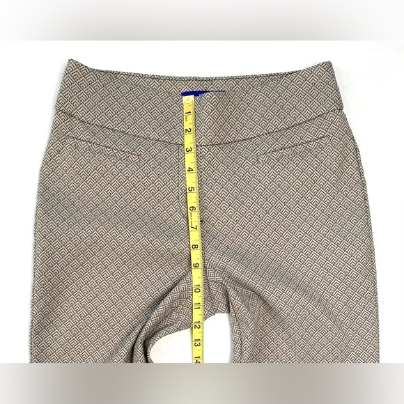 Apt. 9 Brynn Women’s Gray Pattern Cropped Pull On Stretch Pants Size 8 - Picture 11 of 13